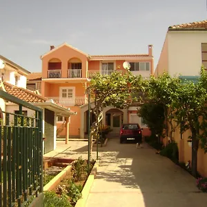  Apartman Tutina Horvátország