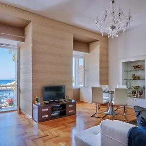 Riva Guest house